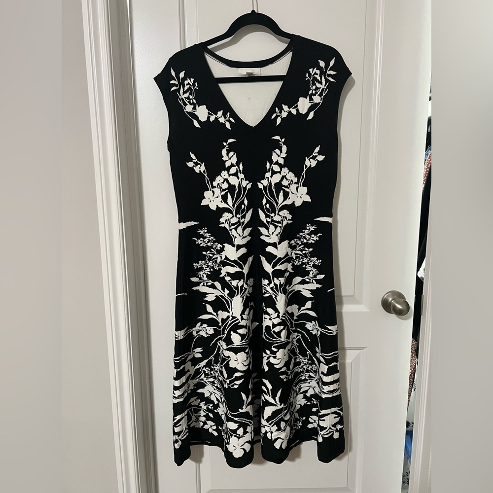 Chic Black and White Floral Midi Dress